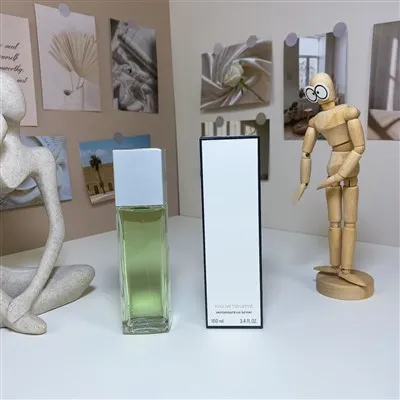 Iris Pallida Eau De Parfum